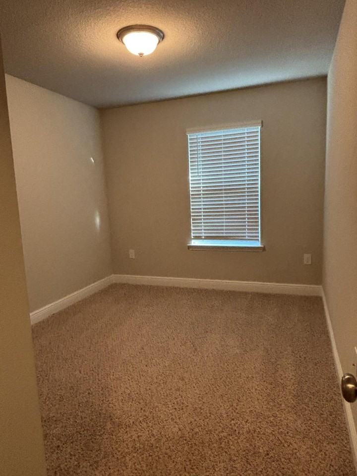 166 Crossing Ln Unit C #C - Photo 6 of 14