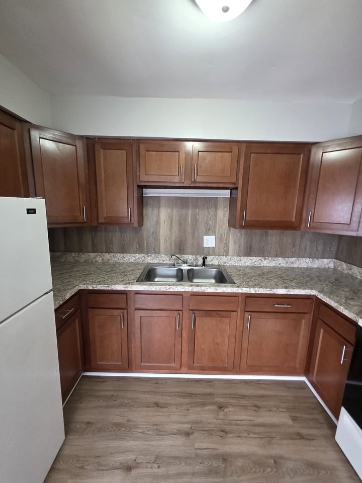 Catalina Dr #B5 - Photo 5 of 20