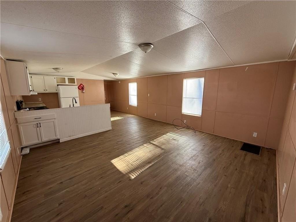 129 Elza Dr - Photo 2 of 13