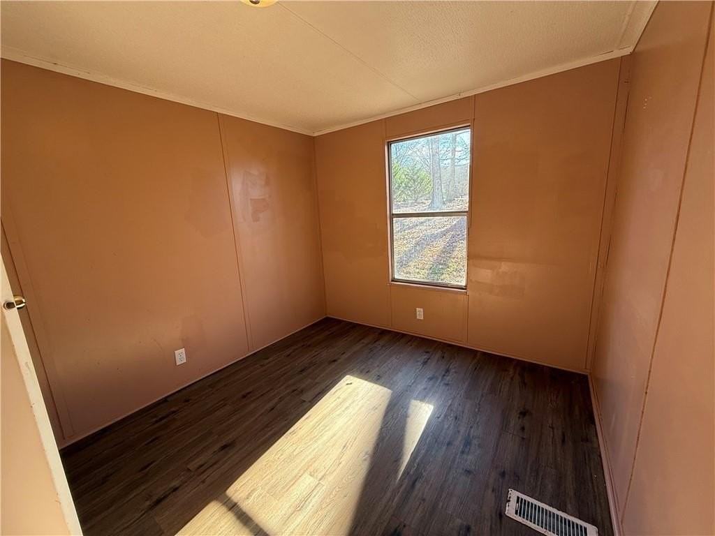 129 Elza Dr - Photo 7 of 13