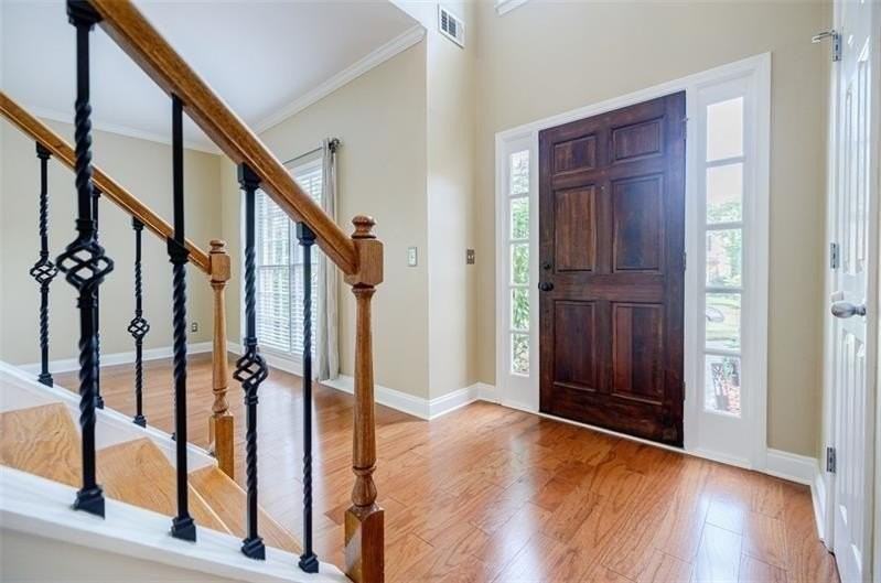 715 Ullswater Cv - Photo 3 of 16