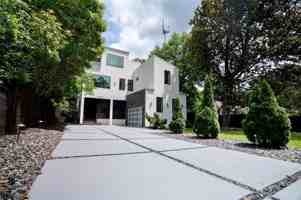 featured image of 1099 Vista Trl Ne