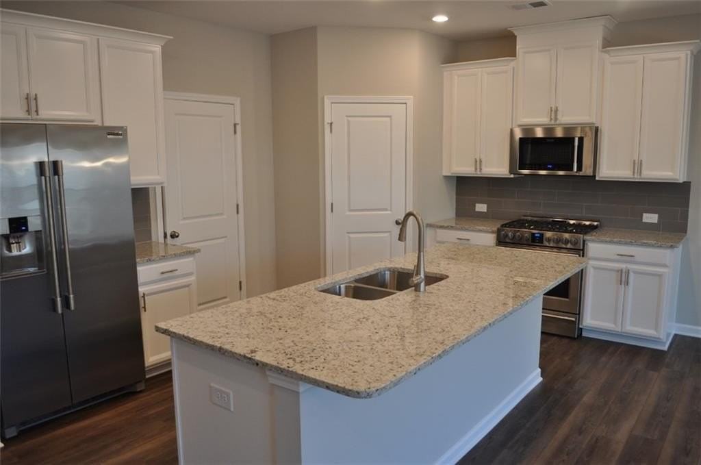 1365 Elderwood Way - Photo 7 of 33