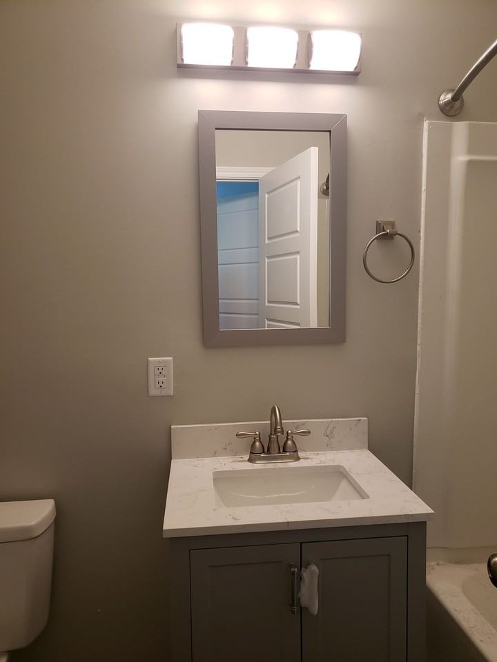 1021 Pine St #A - Photo 7 of 13