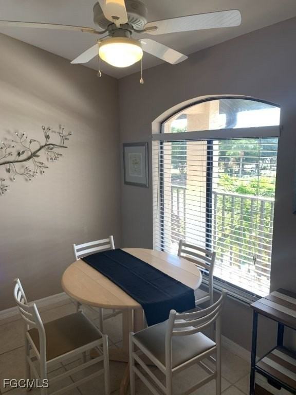 12191 Kelly Sands Way Apt 1527 #1527 - Photo 4 of 34