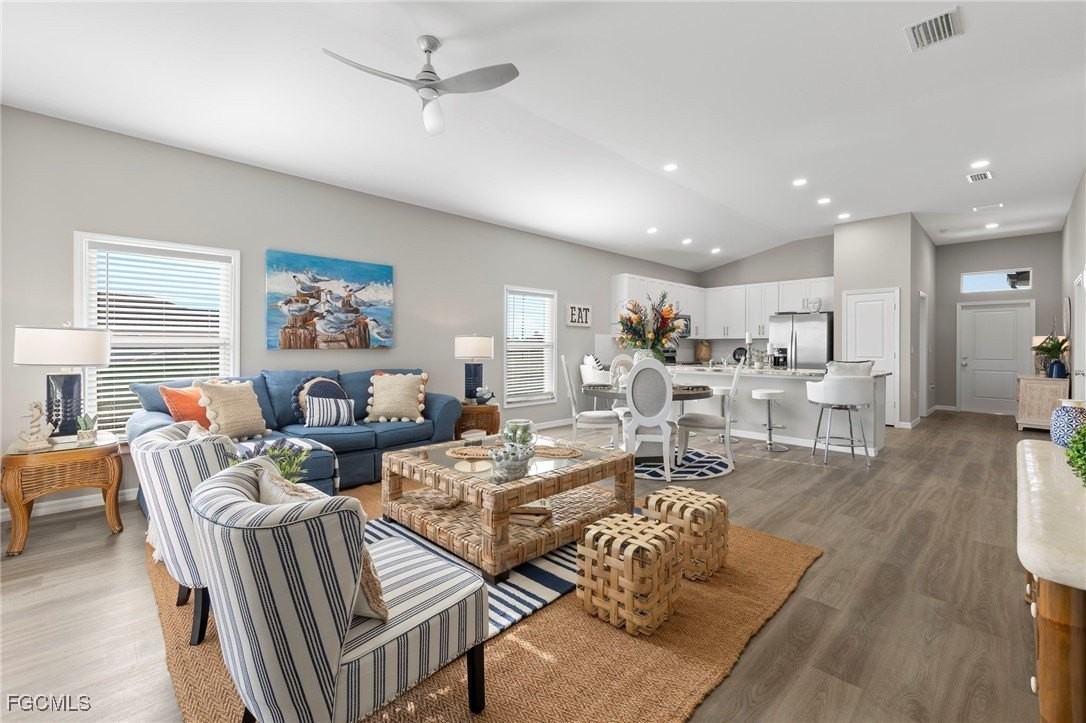 303 Nw 3rd Pl - Photo 6 of 29