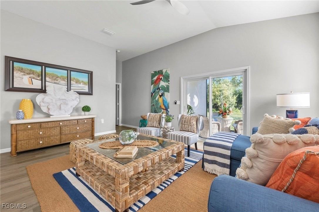 303 Nw 3rd Pl - Photo 7 of 29