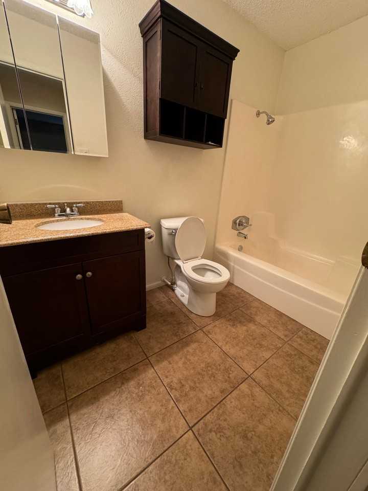 217 Rowland St #1 - Photo 6 of 10