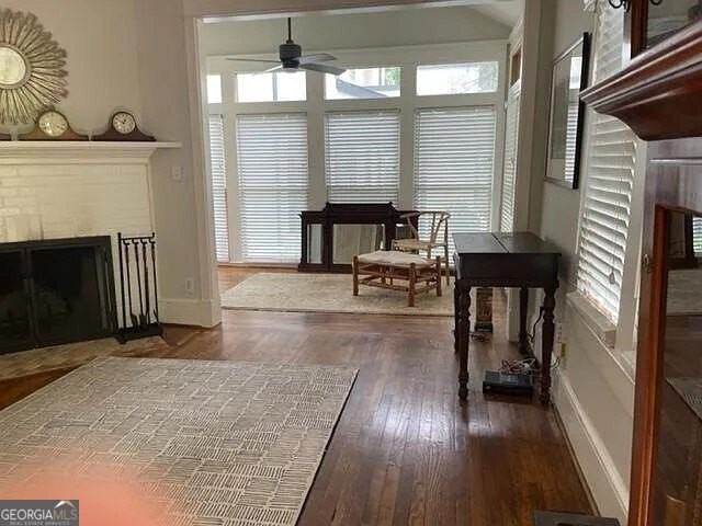 566 Rankin St Ne - Photo 6 of 11