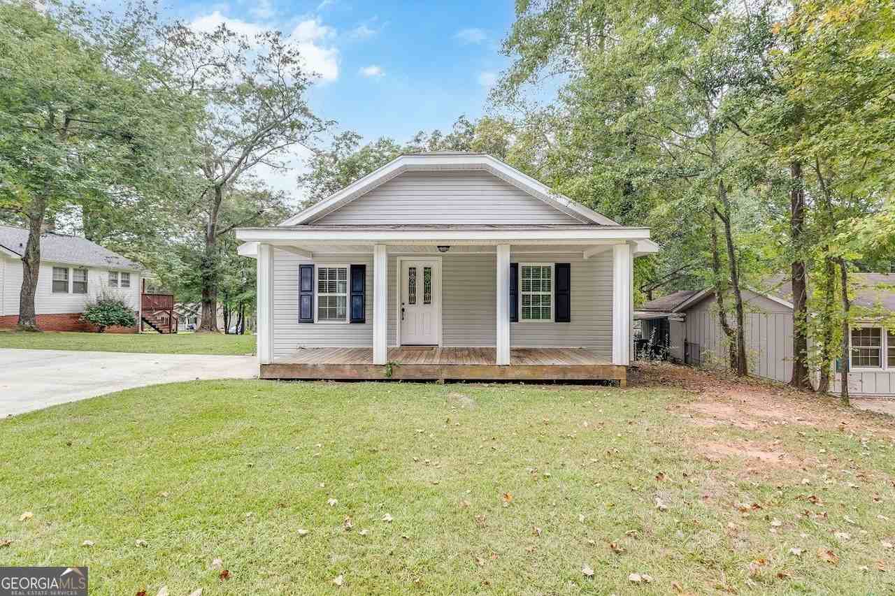 322 Stewart St - Photo 3 of 22