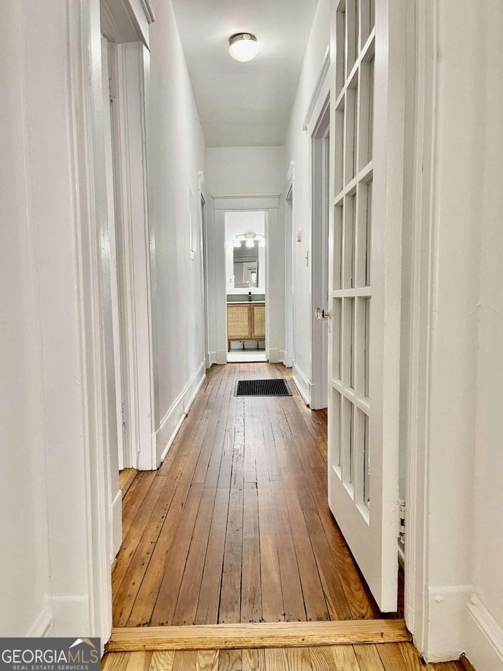 1193 Mansfield Ave Ne - Photo 4 of 19