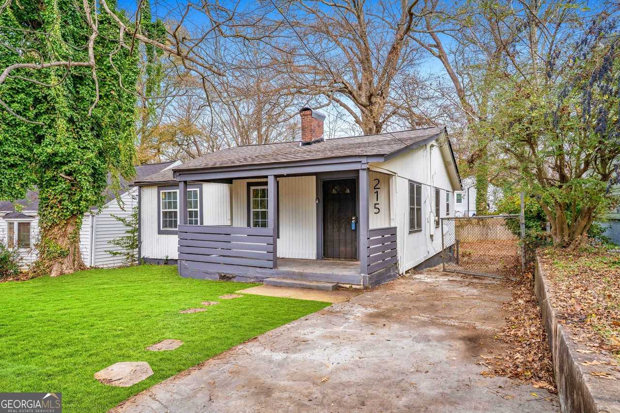 215 Ollie St Nw - Photo 2 of 18