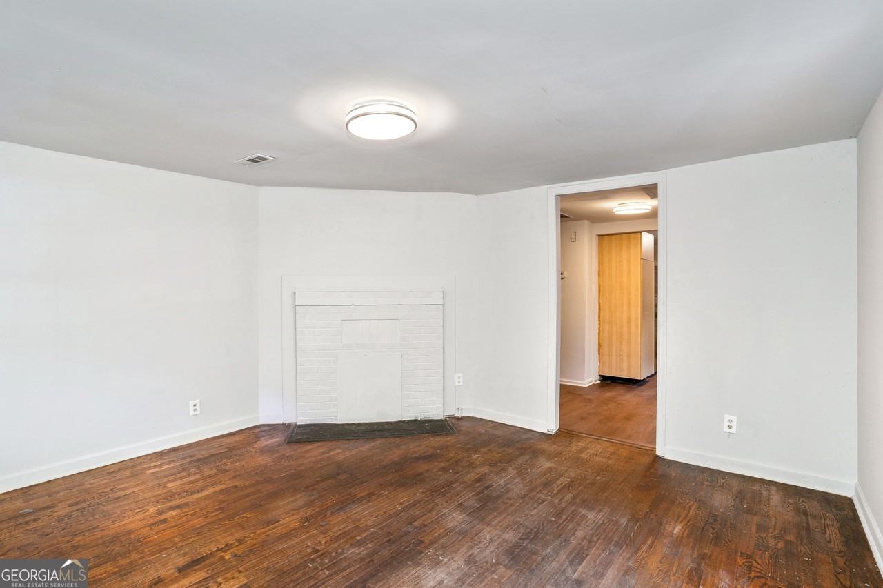 215 Ollie St Nw - Photo 4 of 18