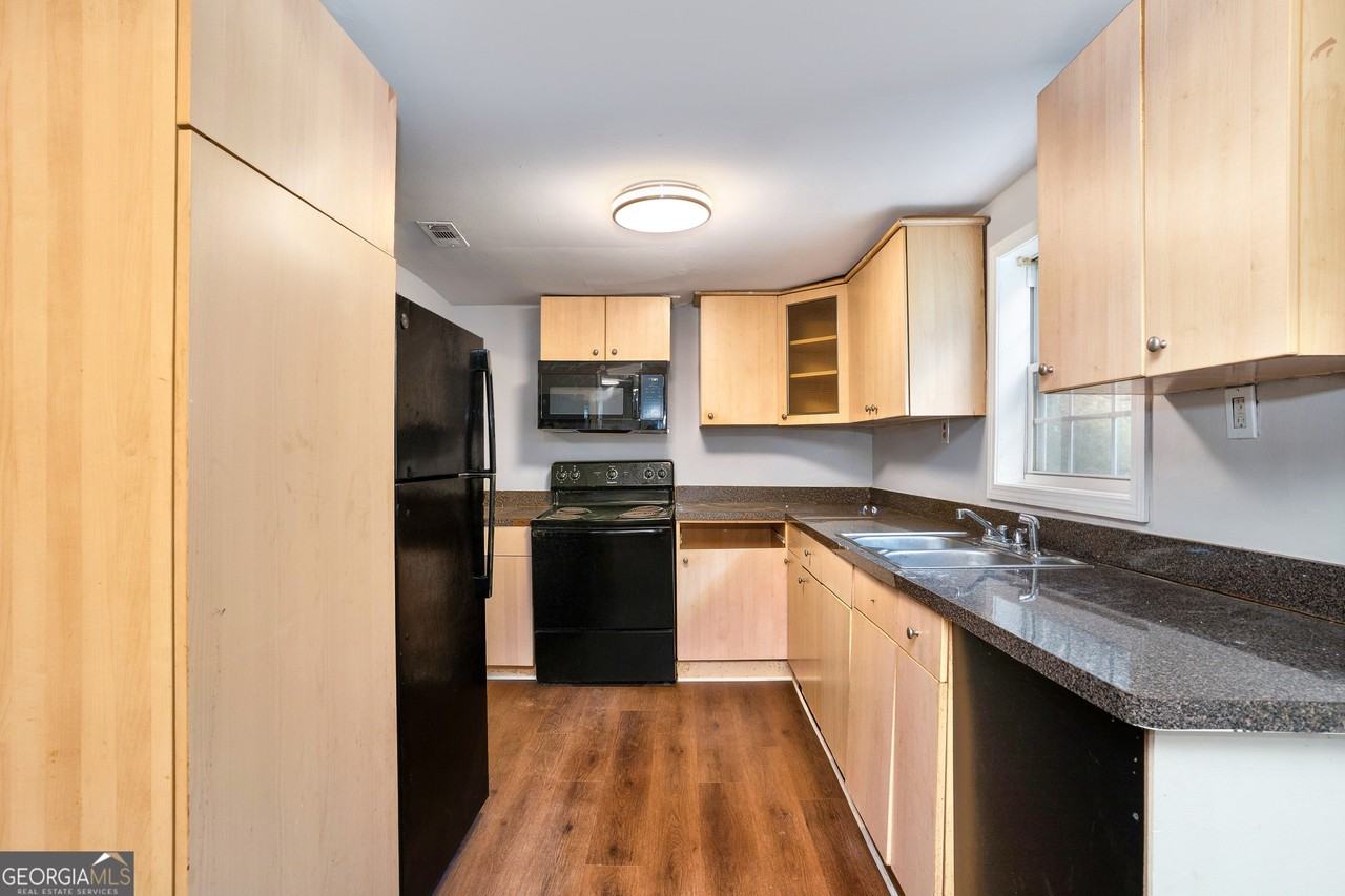 215 Ollie St Nw - Photo 6 of 18