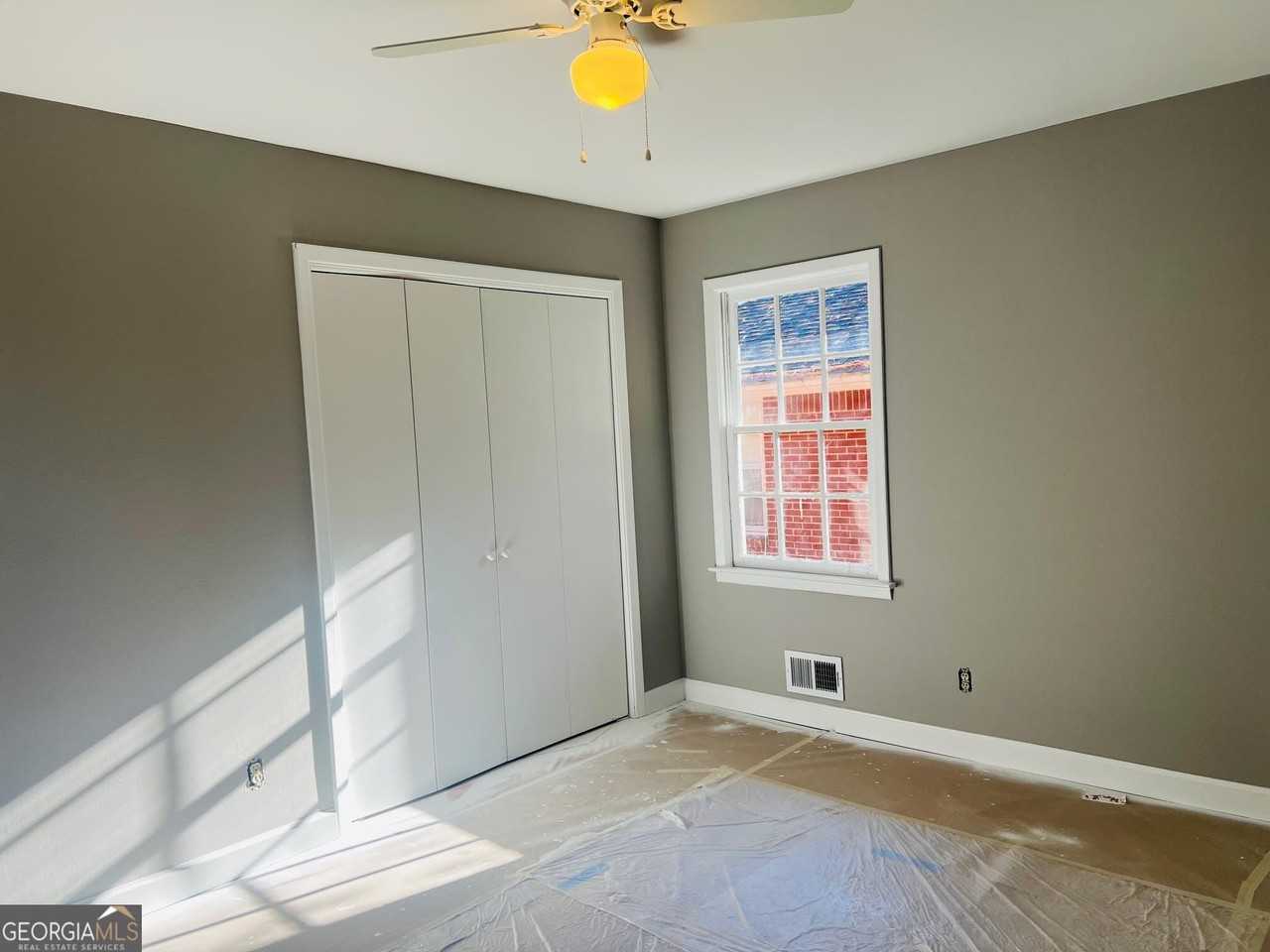 4388 Redwood St - Photo 6 of 27