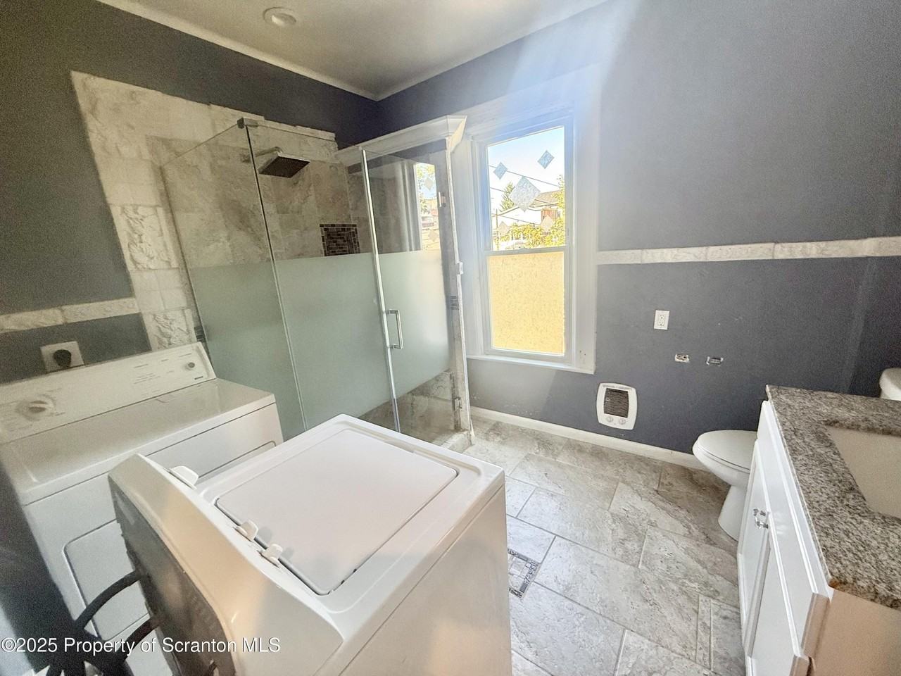 126 10th Ave - Photo 6 of 10