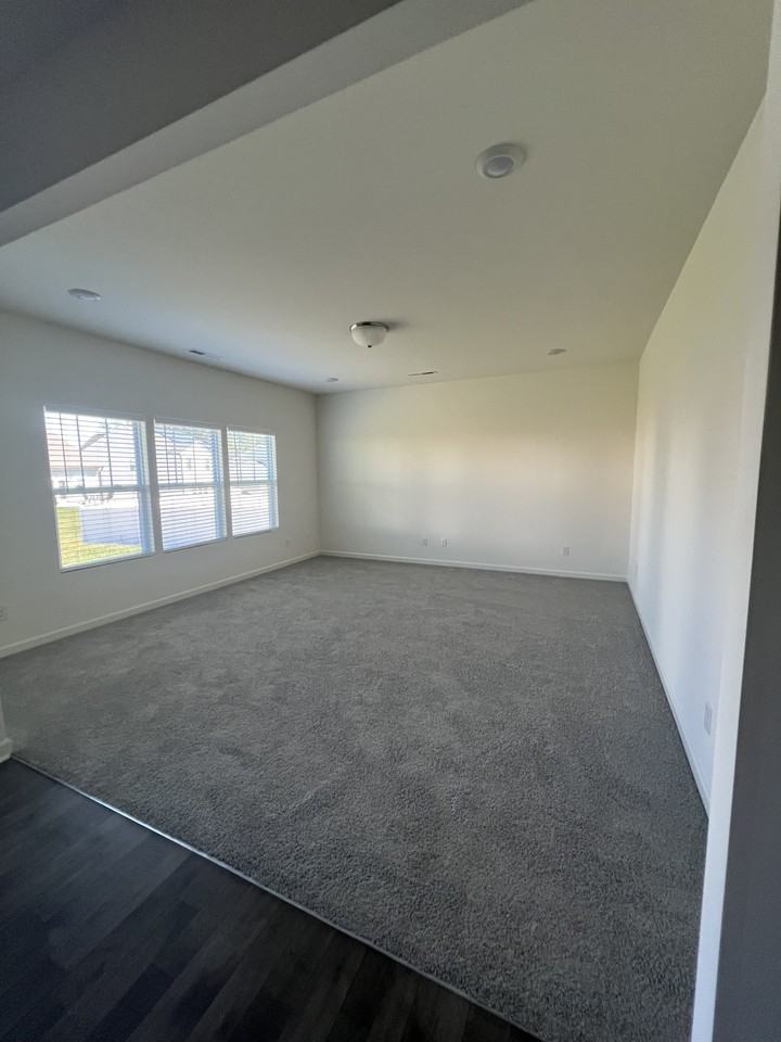 1621 Running Deer Dr #1 - Photo 7 of 10