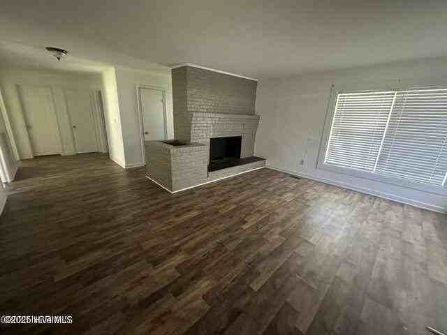 1603 Ashe St - Photo 4 of 5