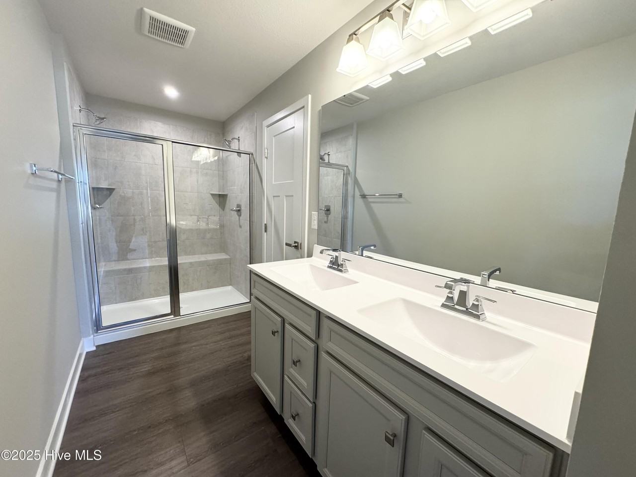 106 Mizzen Way Unit B #B - Photo 2 of 16