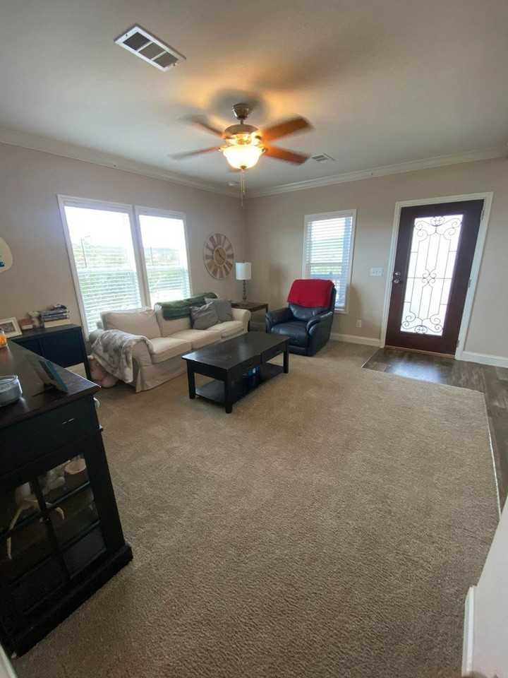 1545 Elm Pass Rd - Photo 5 of 12