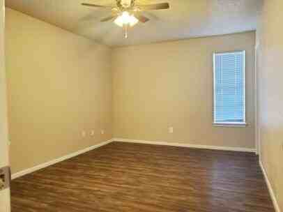 6123 35th St - Photo 7 of 7