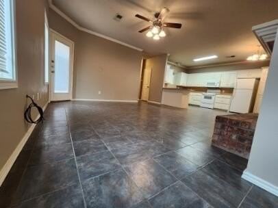 5707 Fordham St - Photo 4 of 20