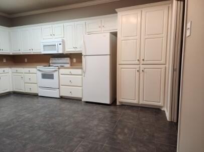 5707 Fordham St - Photo 6 of 20