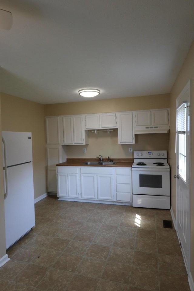 126 Henry Ct - Photo 6 of 11