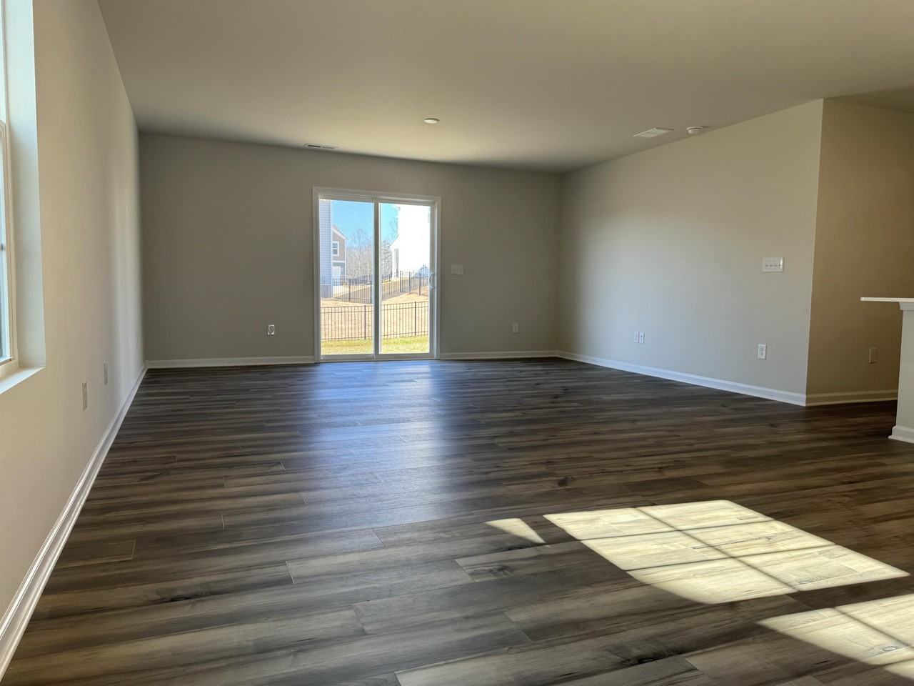 193 Brentwood Dr #1 - Photo 3 of 16