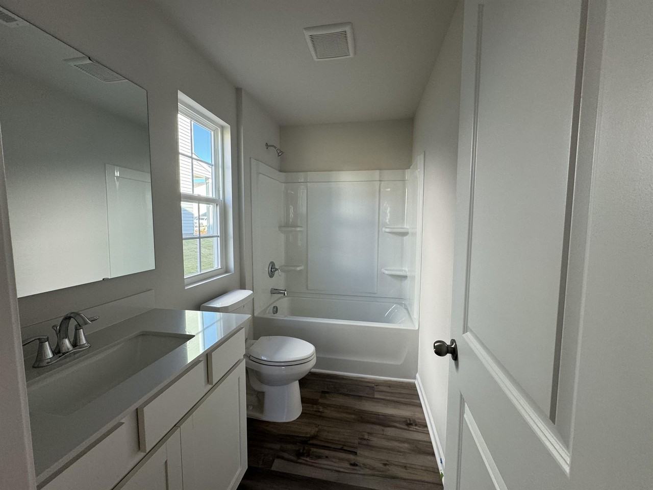 193 Brentwood Dr #1 - Photo 7 of 16