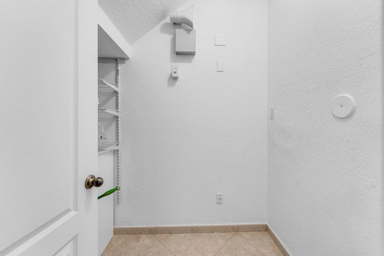 851 Sw 154th Path - Photo 2 of 8