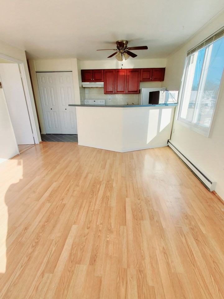 69 Cove Rd #18 - Photo 4 of 7