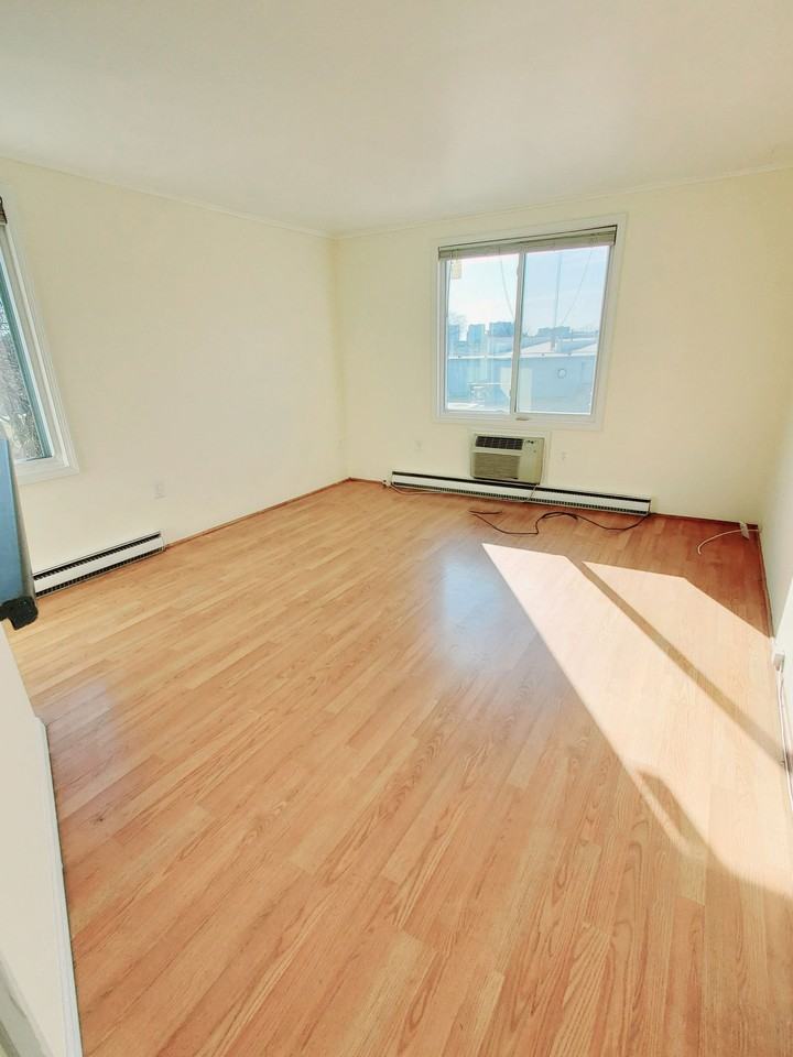 69 Cove Rd #18 - Photo 5 of 7