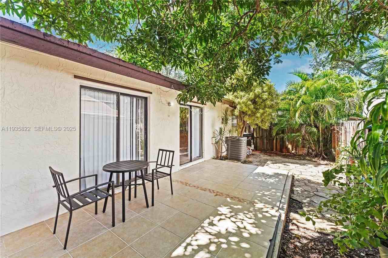 6701 Sw 129th Ct - Photo 4 of 8