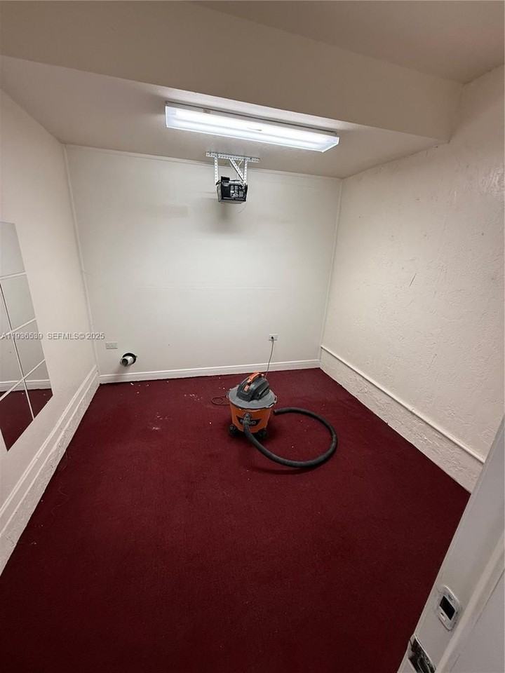 904 Sw 154th Path #0 - Photo 7 of 18