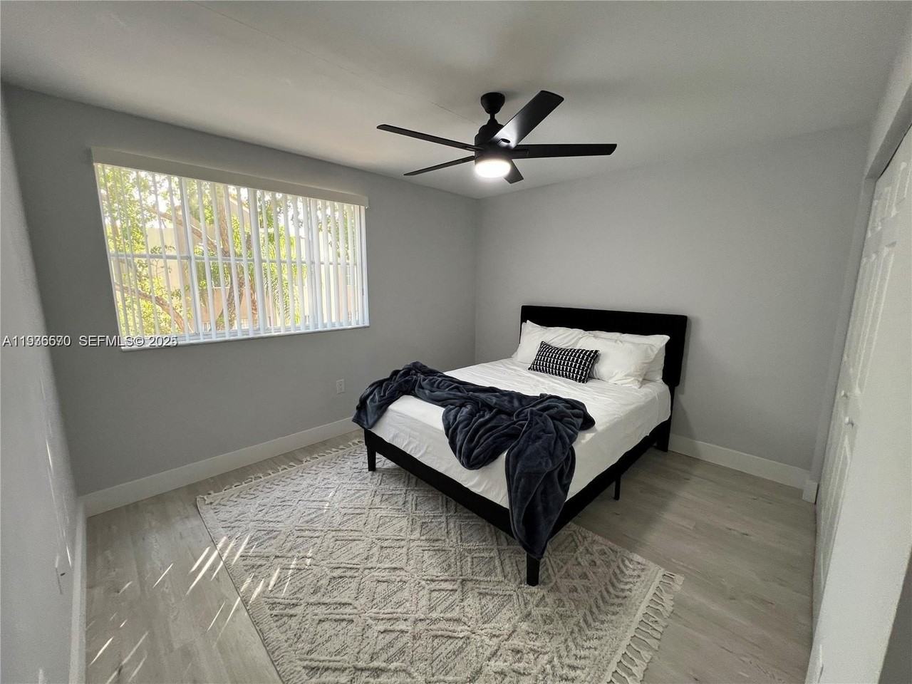 6155 Nw 186th St #305 - Photo 5 of 12