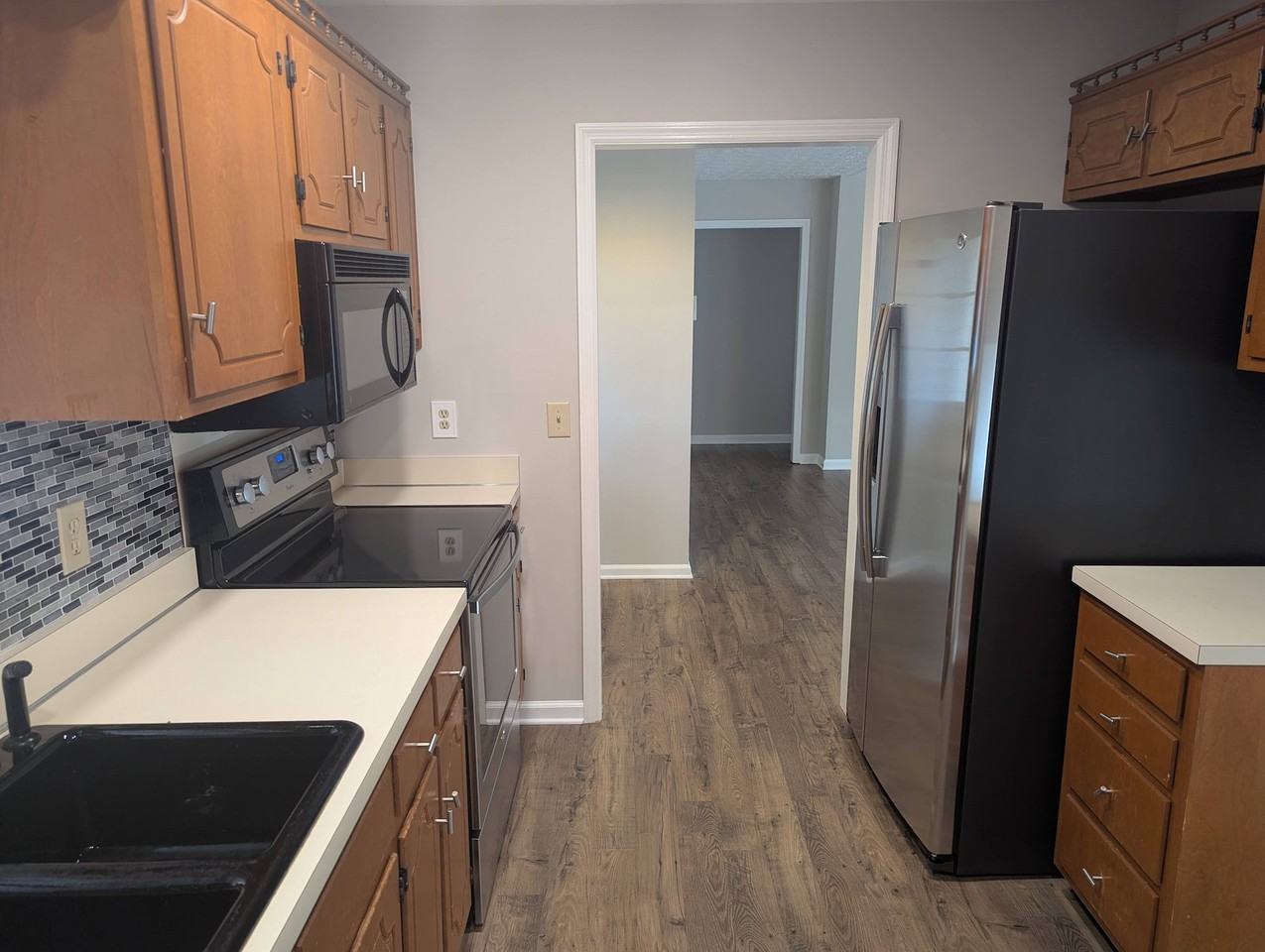 1403 Cedardale Ct #1 - Photo 5 of 23