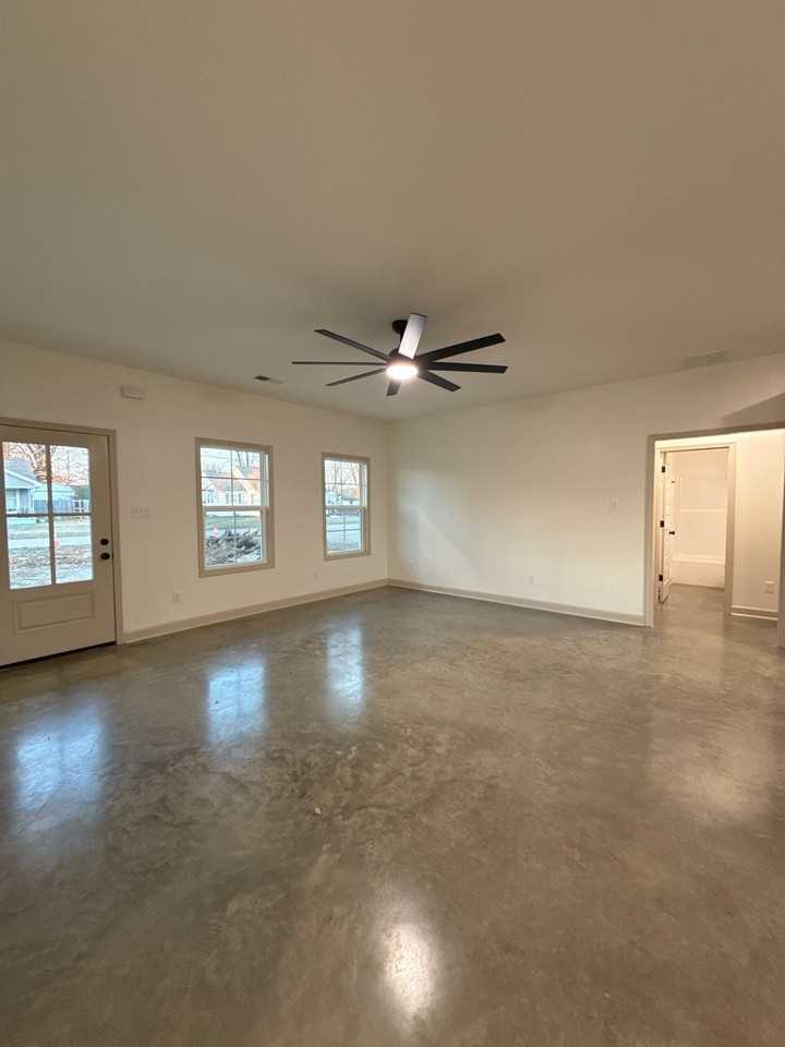 41 Wooten Ave #1 - Photo 5 of 26