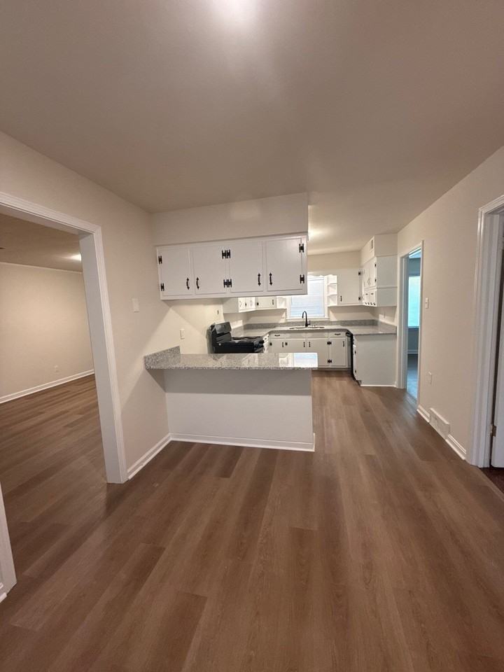 35 Wiley Dr #1 - Photo 6 of 29