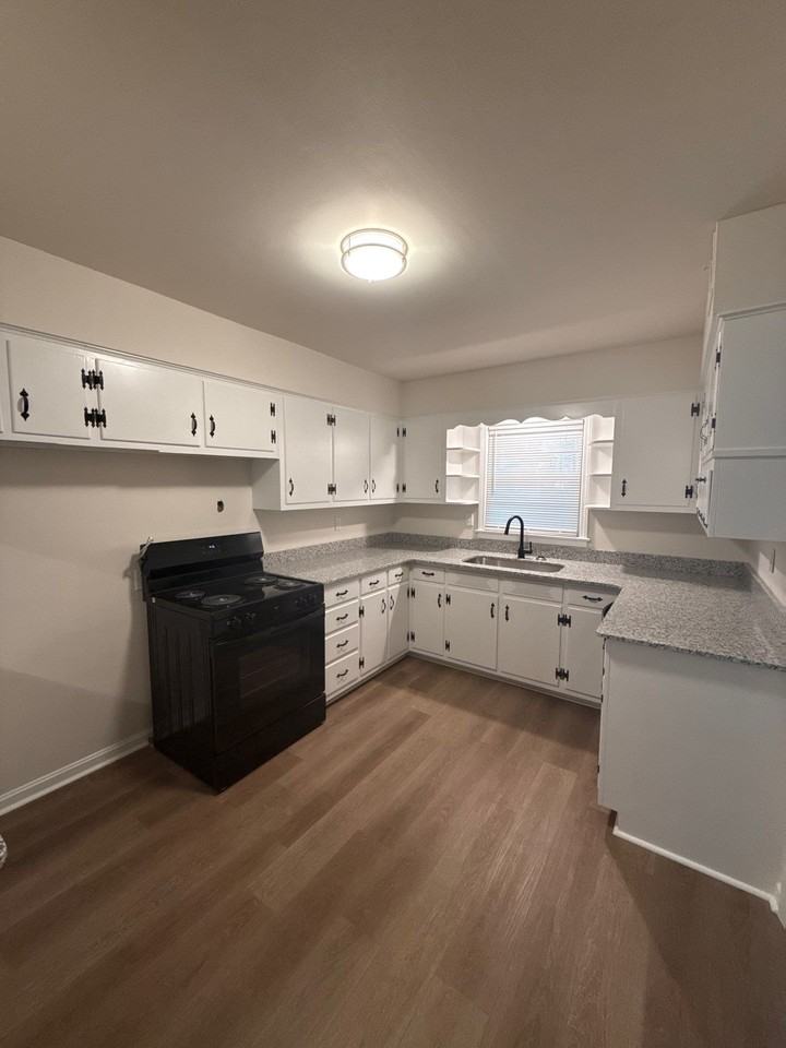 35 Wiley Dr #1 - Photo 7 of 29