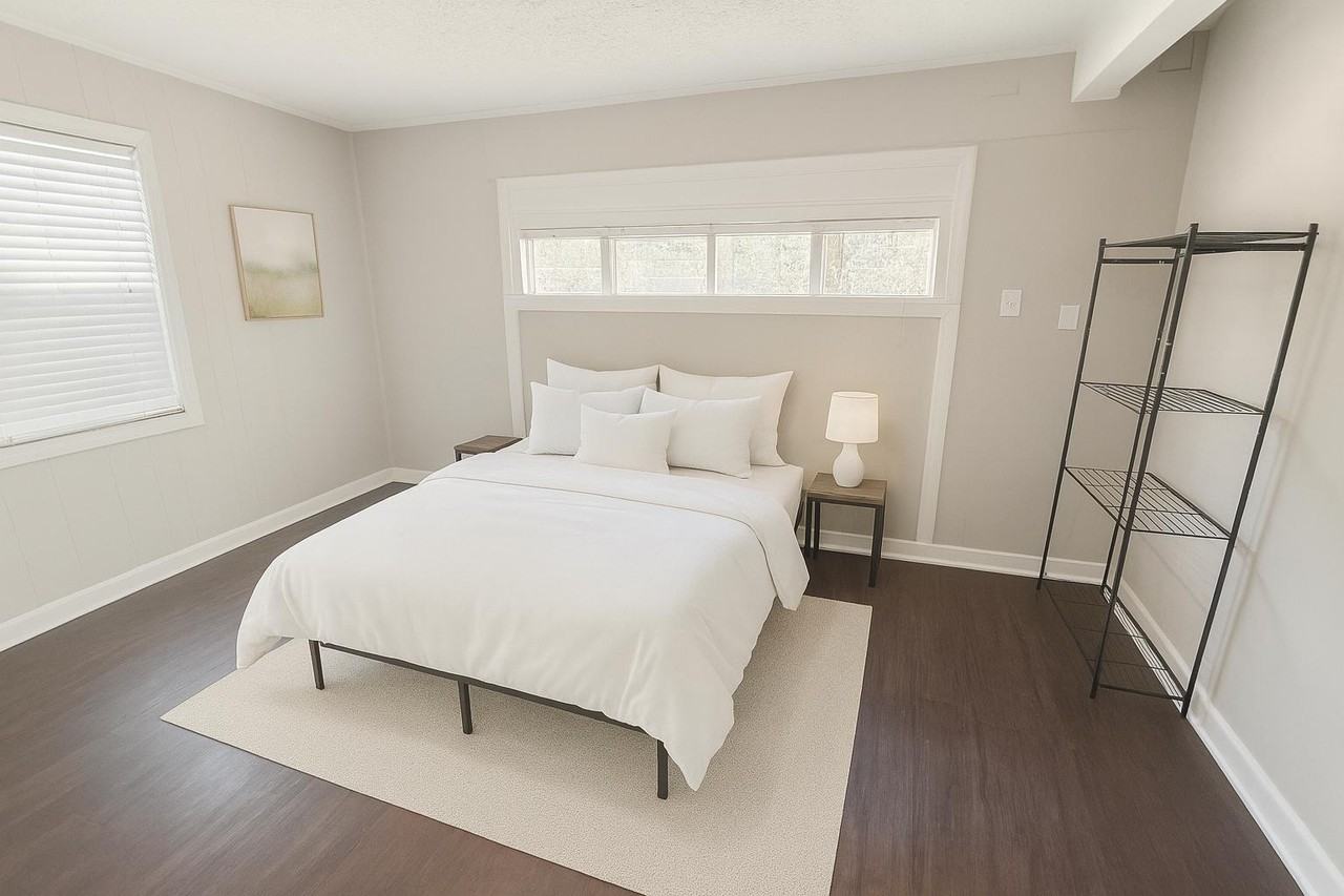 Hedgewood Dr Nw - Photo 2 of 5