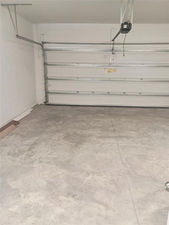 7189 Dilly Lake Ave - Photo 4 of 7