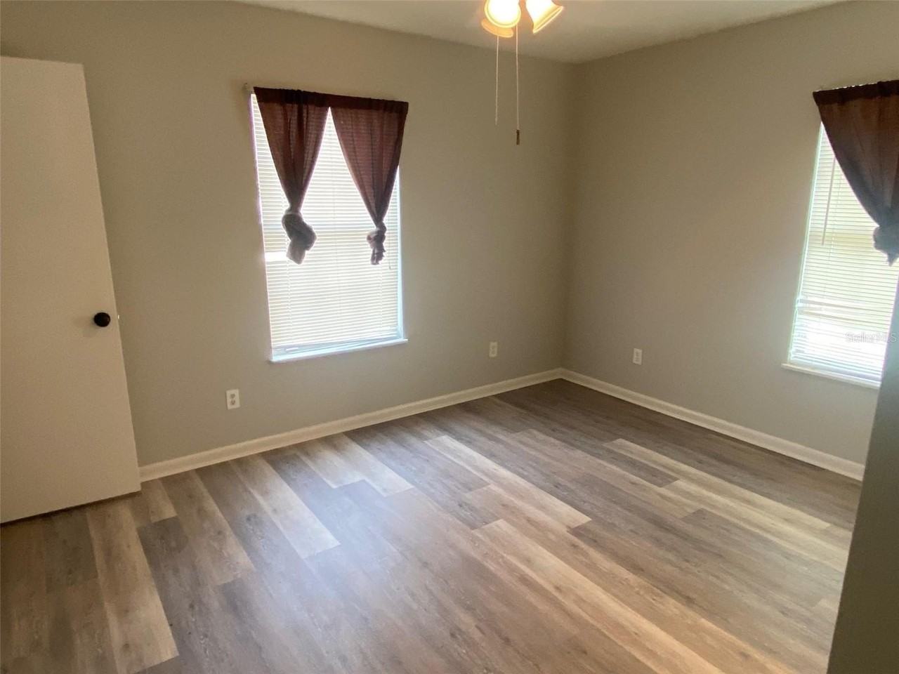 8 Dogwood Circle Ct - Photo 7 of 10