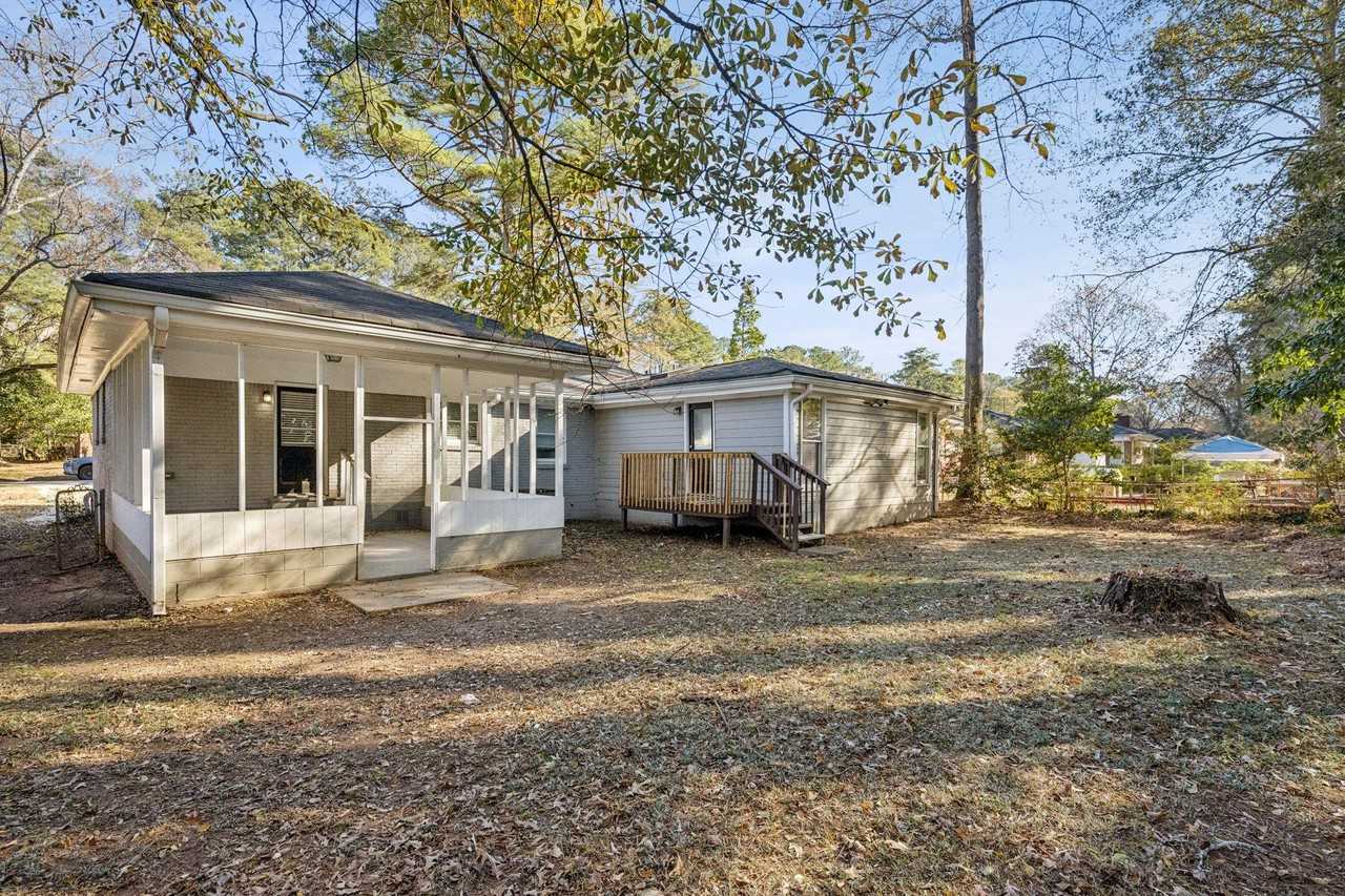 Wood Valley Dr - Photo 7 of 10