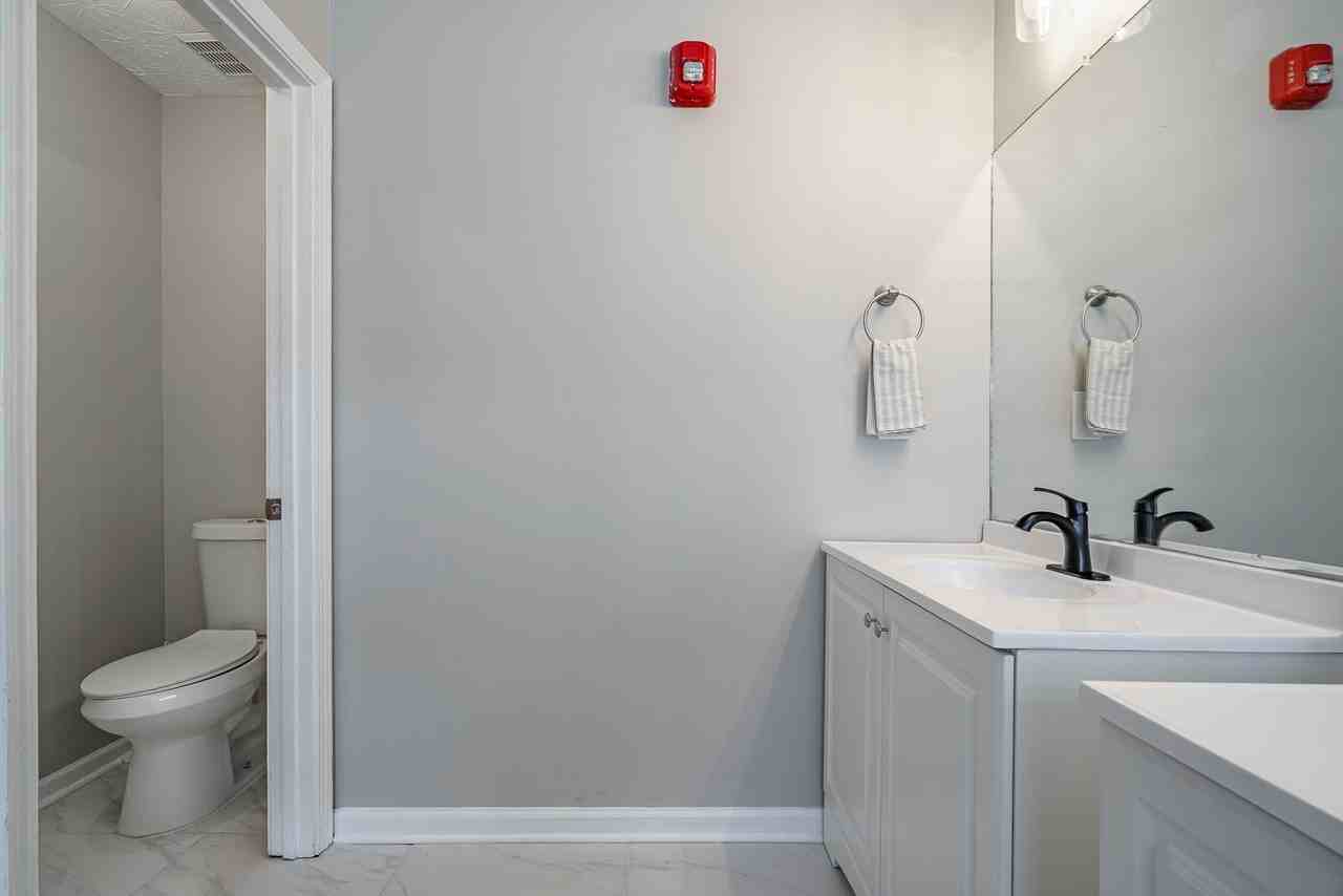 Creekview Dr - Photo 4 of 21