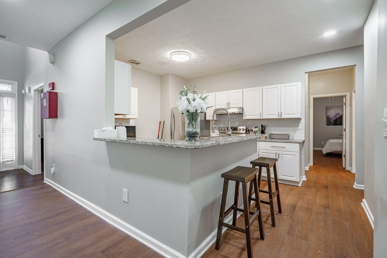 Creekview Dr - Photo 5 of 21