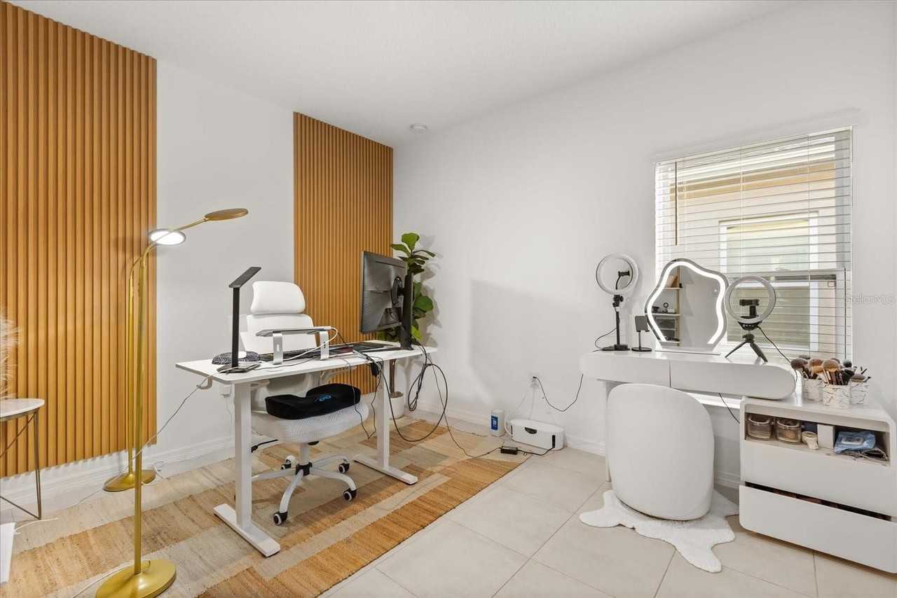 375 Pink Ibis Bnd - Photo 4 of 38