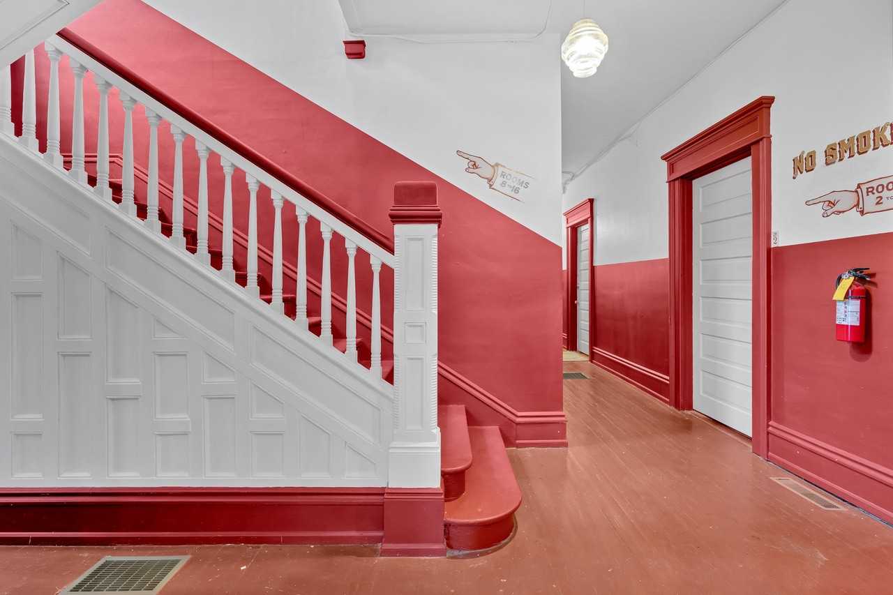 Washington St Sw - Photo 7 of 19