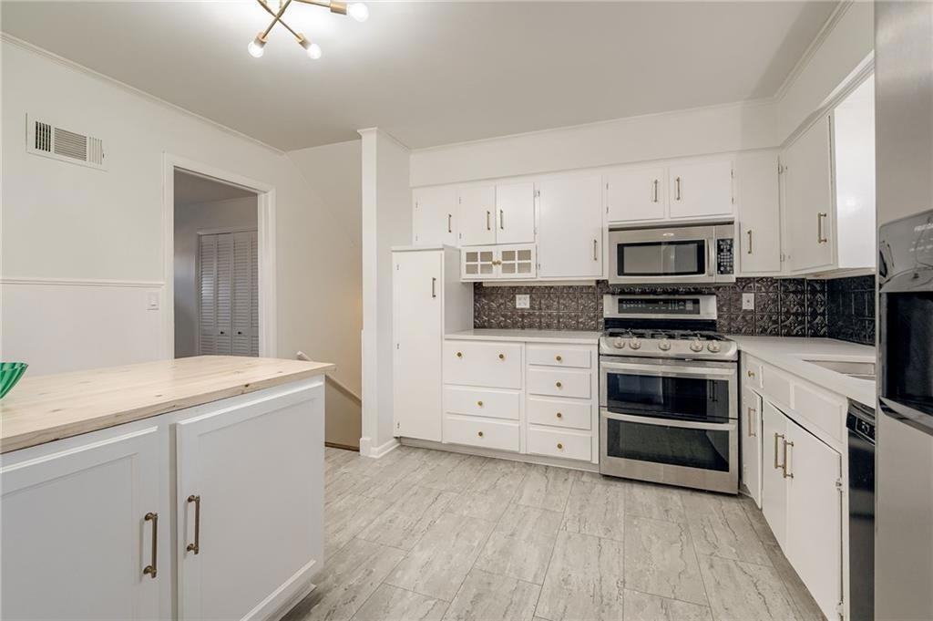 Summit St - Photo 2 of 16