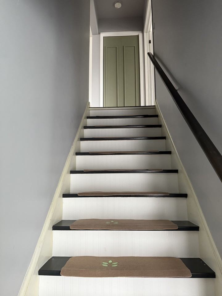 1166 Northmount Avenue #1 - Photo 6 of 19